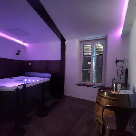 #Fer Rever 63# Spa # Thiers Exterior photo